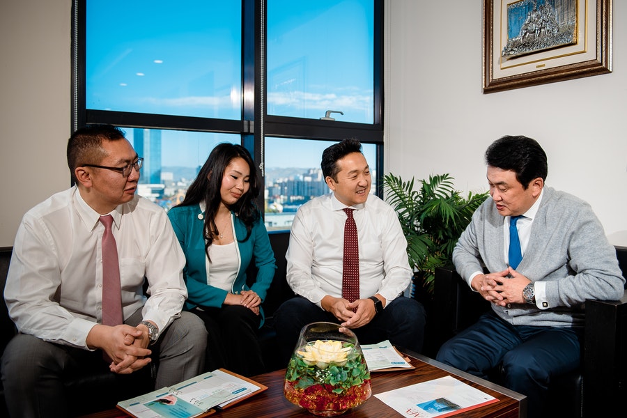 pexels amartuvshin john sharavdorj 3733584