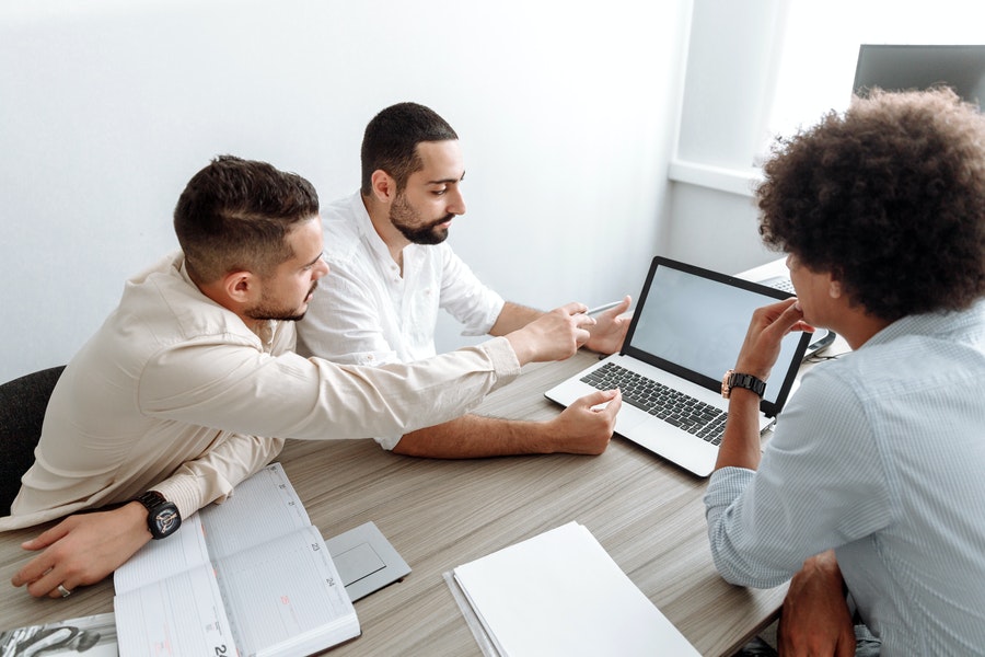 pexels thirdman 5257189